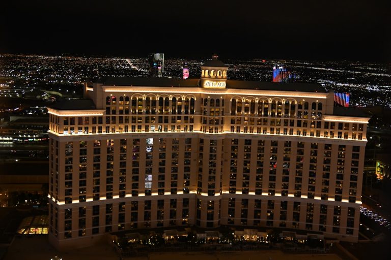 Insider Tips for Enjoying Your Stay at Hotel Casinos